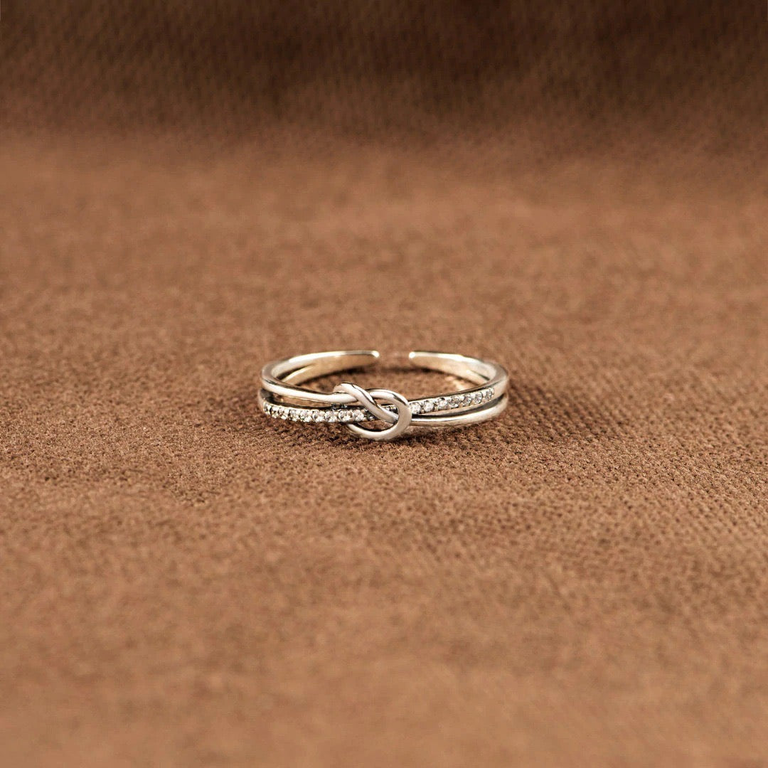 Eternal Knot Ring - Gift For Her