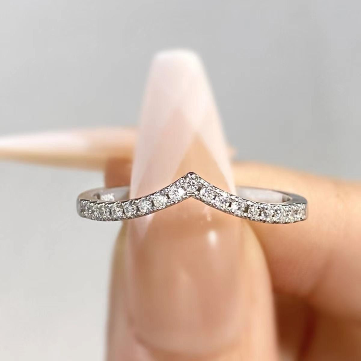 Luminous Arc V-Shaped Ring - Gift For Her
